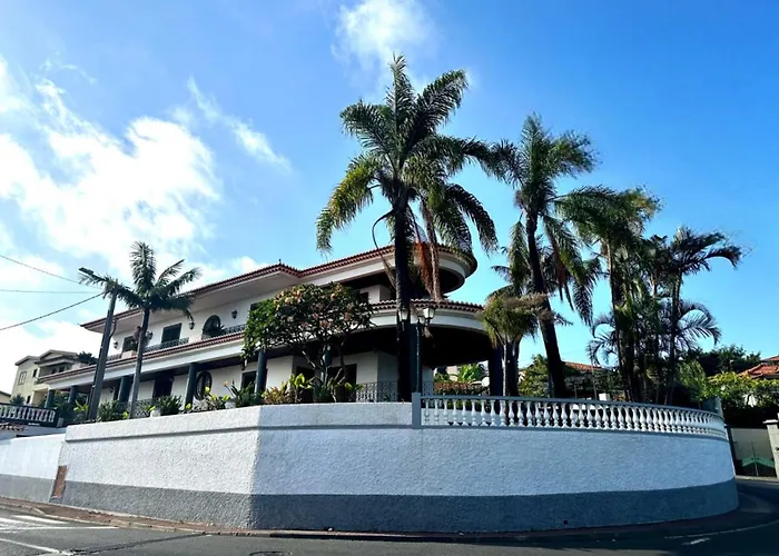 A Fortaleza Do Pico